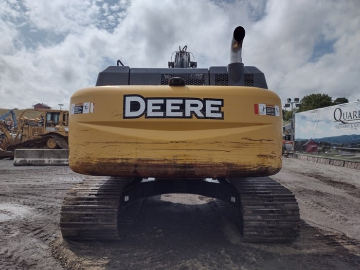 deere-250g-lc-image-4