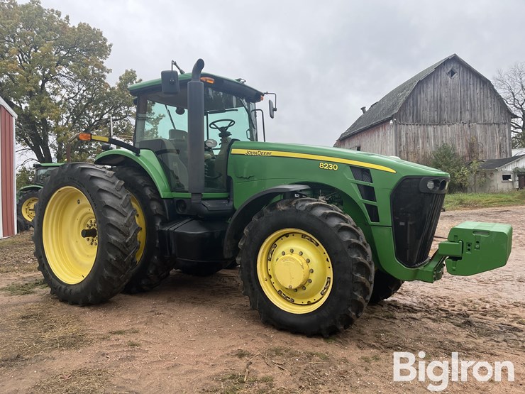2008-john-deere-8230-image-3