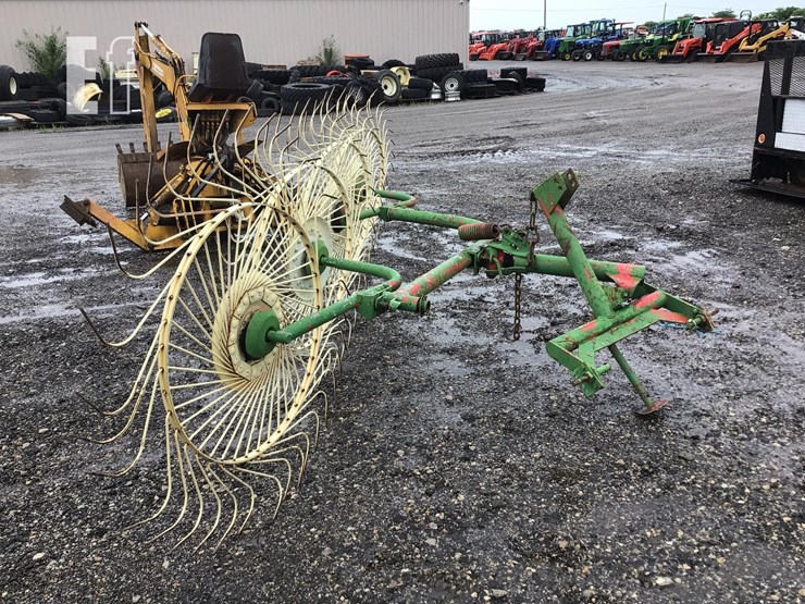 massey-ferguson-7-image-3