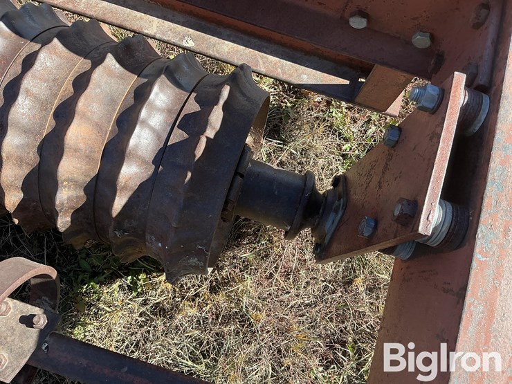 international-315-image-20