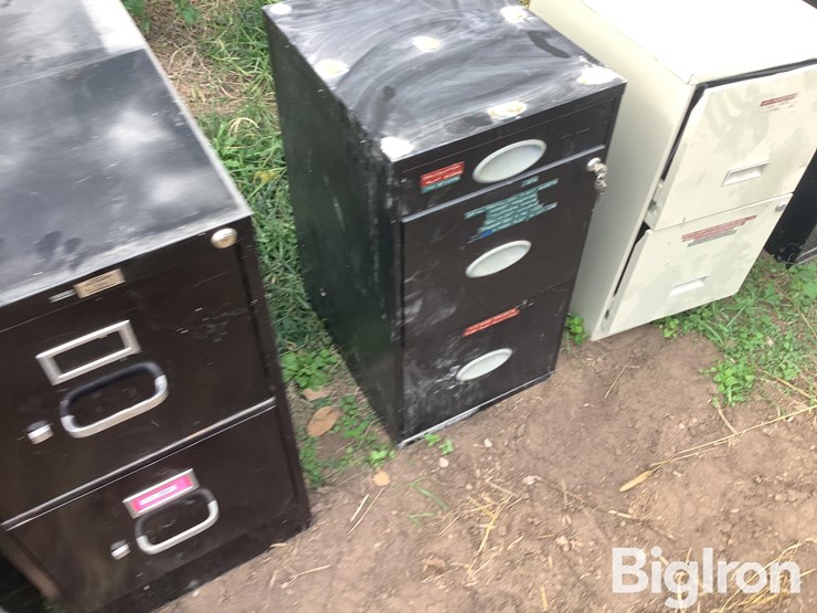 file-cabinets-image-12