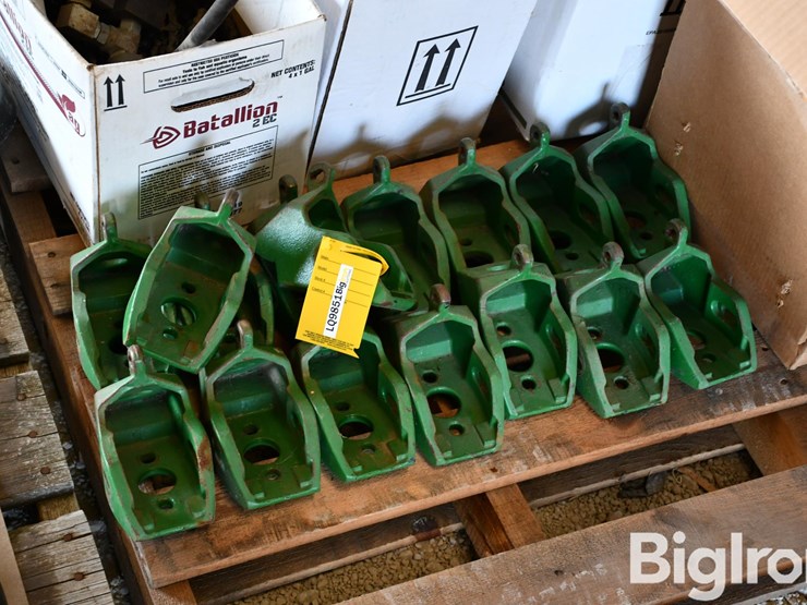 pallets-of-1770-planting-parts-image-18