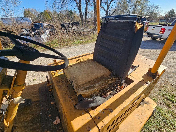 #22765-•-1960's-baker-forklift-(non-runner)-image-28