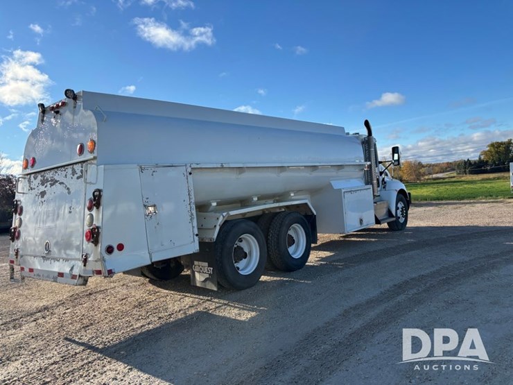 2013-unit-70-image-13