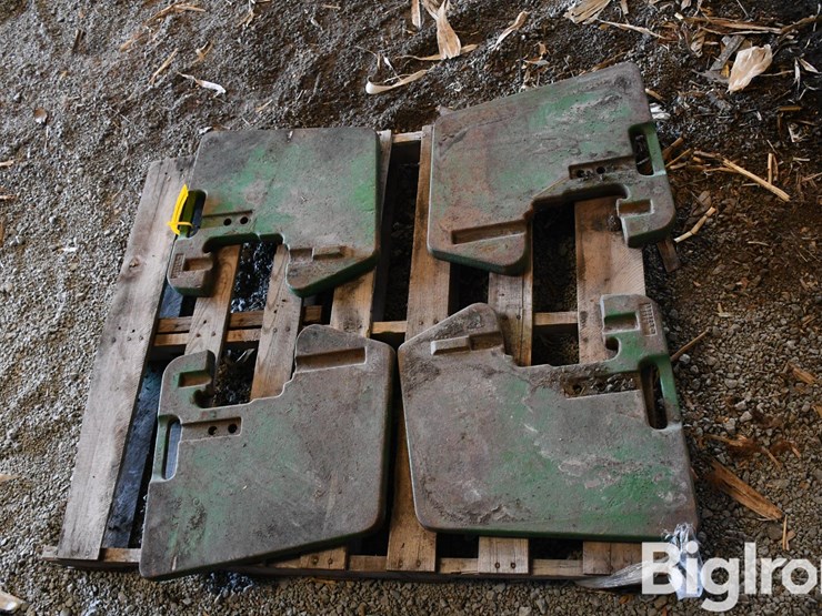 john-deere-suit-case-weights-image-8