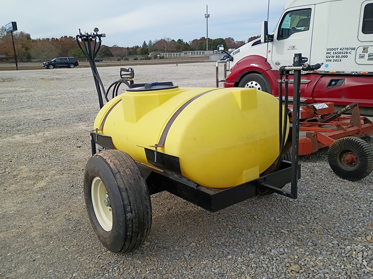 #22869-•-300-gallon-sprayer-image-3