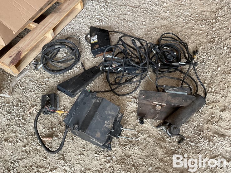 new-holland-cr9060-image-5