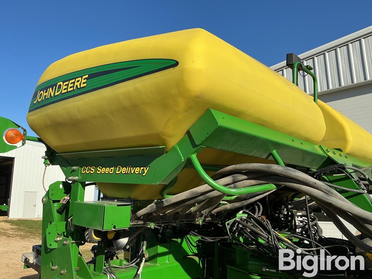 2008-john-deere-1770nt-ccs-image-20