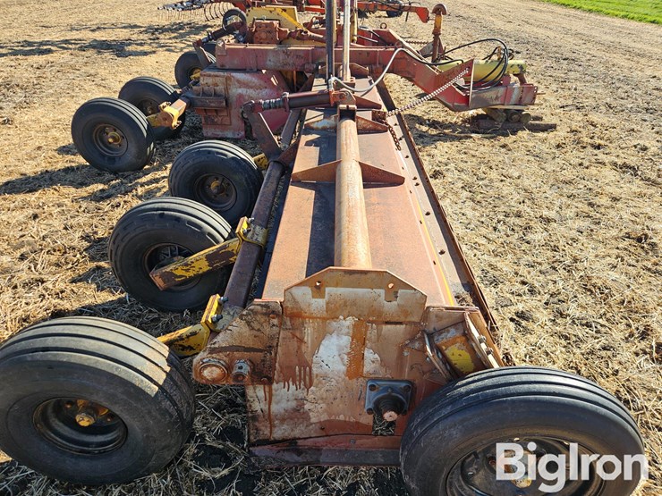 m-c-30sfp-30'-hydraulic-fold-flail-shredder-image-16