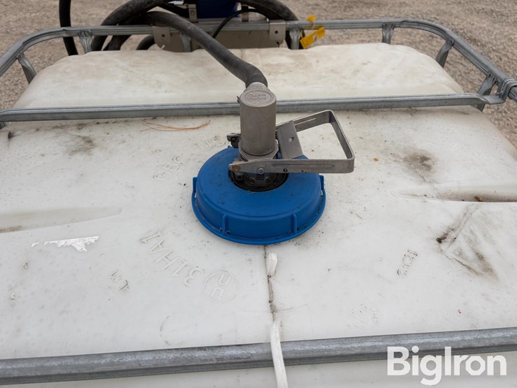 250-gal-def-tote,-pump,-handle-image-10