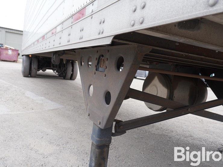 2016-utility-53'-image-20