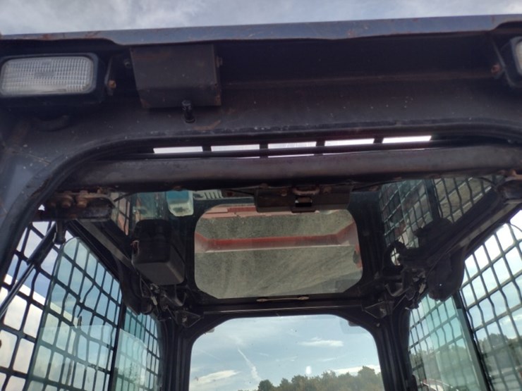 kubota-svl65-image-12