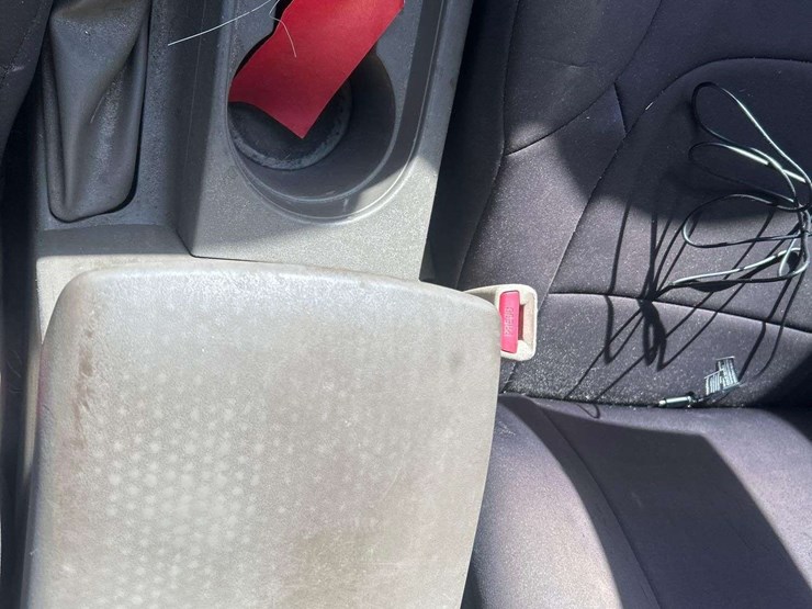 2015-nissan-frontier-image-17