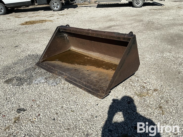 shop-built-66”-bucket-image-1