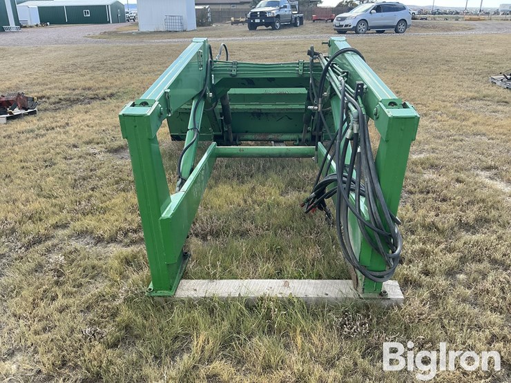 john-deere-4320-image-6