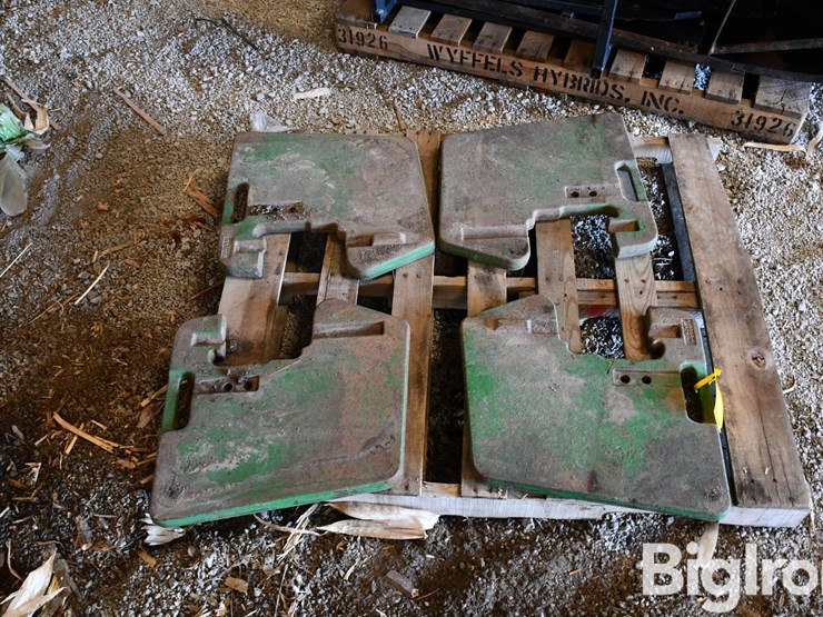 john-deere-suit-case-weights-image-4
