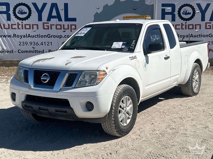 2015-nissan-frontier-image-1
