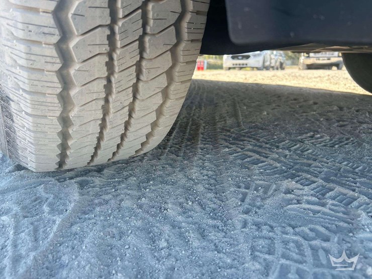 2017-ford-f150-image-31