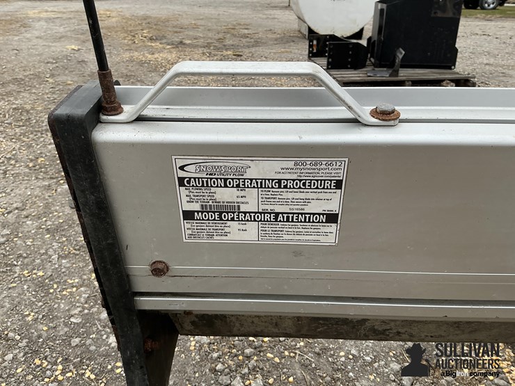 snow-sport-hd-utility-7’-snow-plow-image-15