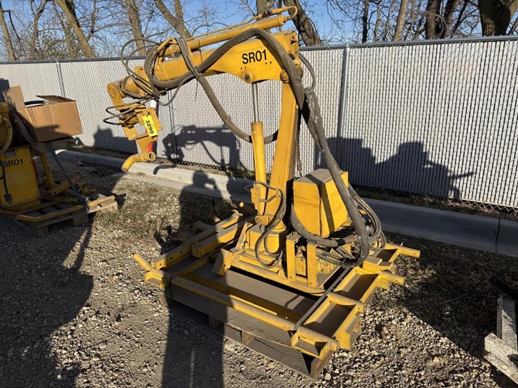 #3290-•-shotcrete-robot-image-1