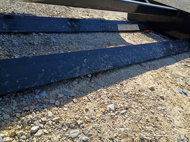 #22201-•-gravel-leveler-72"-skid-steer-attachment-image-9