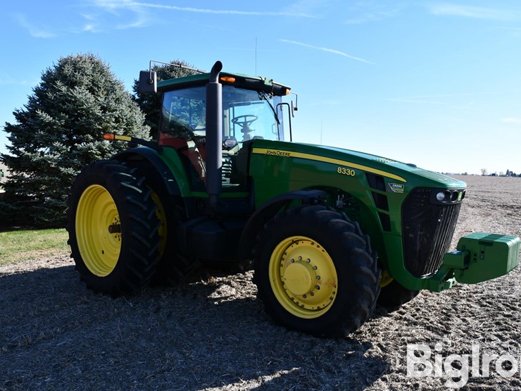 2008-john-deere-8330-image-3