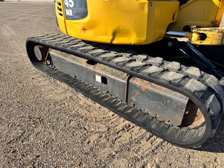 2015-komatsu-pc45mr-image-15