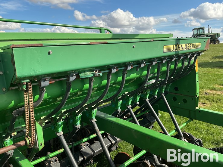 john-deere-750-image-15