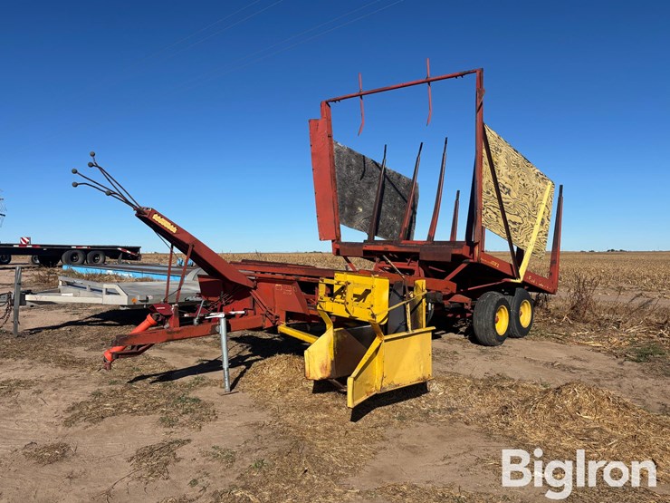 new-holland-1032-image-1