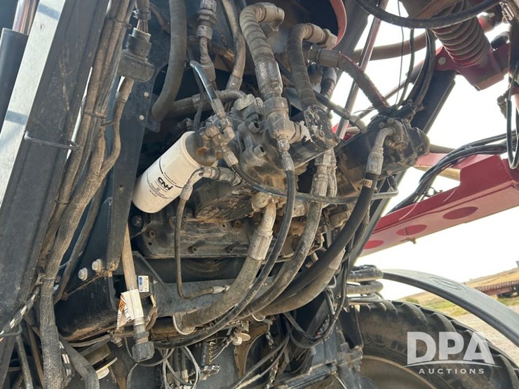 2020-case-ih-patriot-4440-image-48