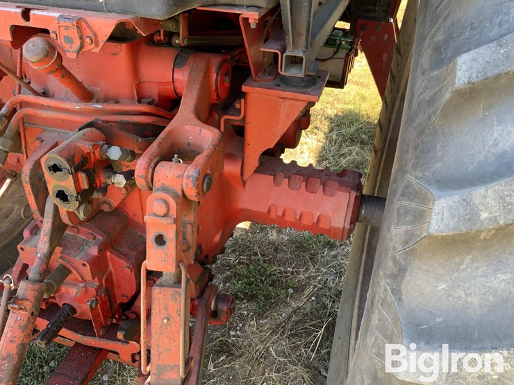 1977-international-1086-image-12