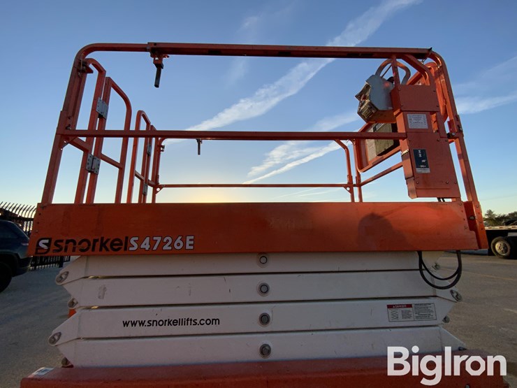 2017-snorkel-s4726e-image-13