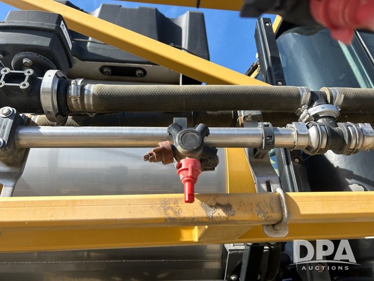 2016-ag-chem-rg1100b-image-74