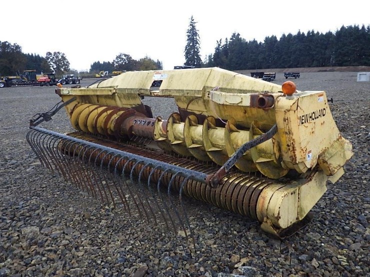 new-holland-365w-image-2