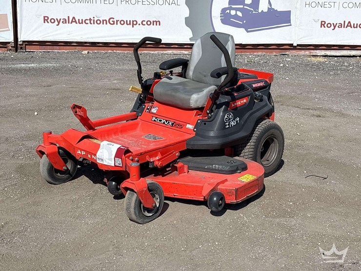 2018-ariens-riding-mower-image-1