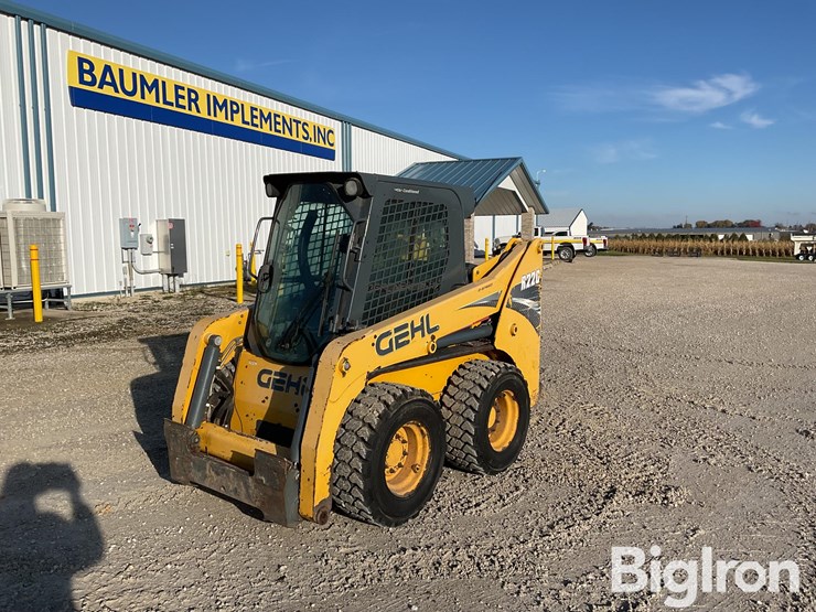 2014-gehl-r220-image-1