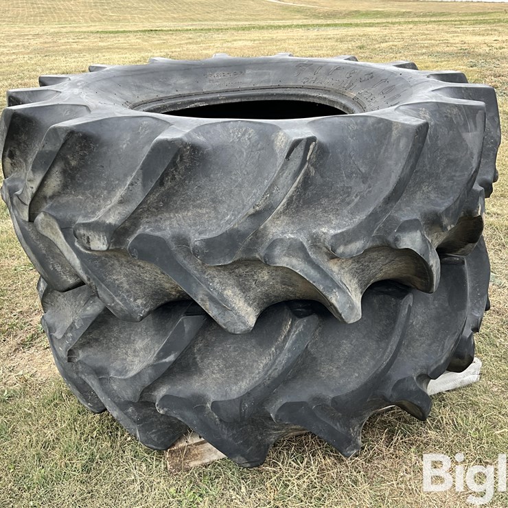 Firestone 23.1-30 Tires