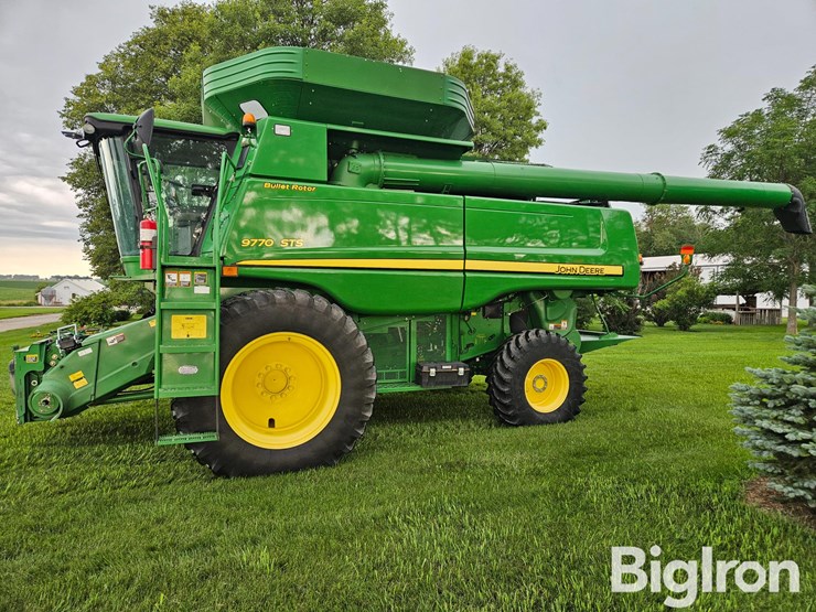 2011-john-deere-9770-sts-image-8