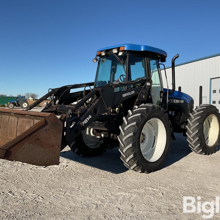 NEW HOLLAND TV140