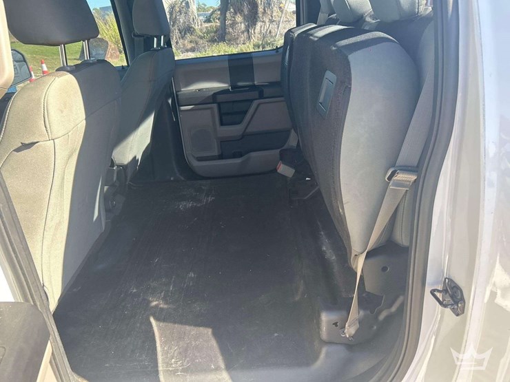 2017-ford-f150-image-21