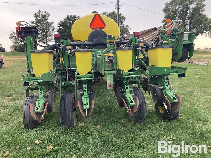 2009-john-deere-1770nt-image-6