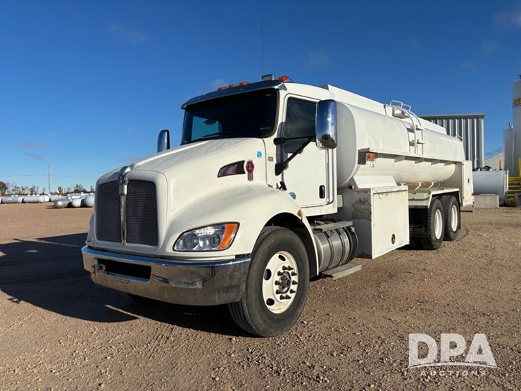 2013-unit-70-image-25