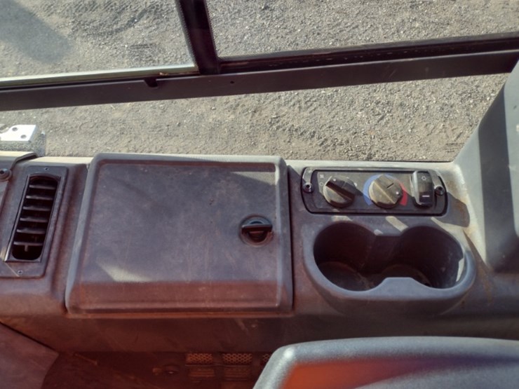 caterpillar-d3-image-13