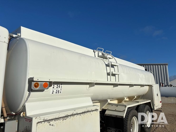 2013-unit-70-image-40