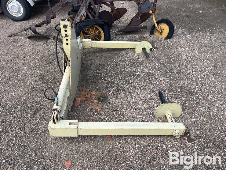 vermeer-3-pt-bale-unroller-image-8