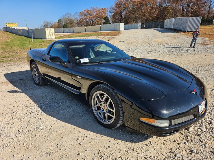 #22774-•-2002-chevrolet-corvette-z06-car-image-19