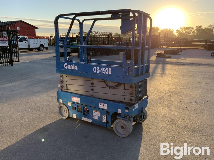 genie-gs1930-image-3