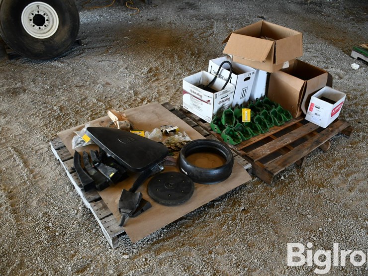 pallets-of-1770-planting-parts-image-3