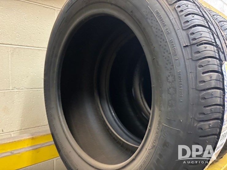 new-michelin-tires-(dr12568)-image-6