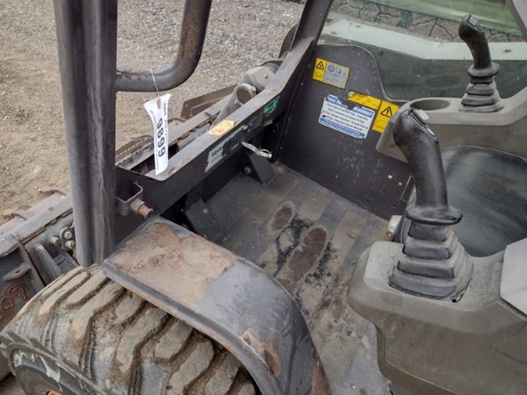 volvo-mc135c-image-9